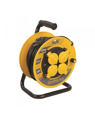 УК30 4 места 30м (WKP15-16-04-30-44). Удлинитель на катушке Industrial plus. IEK в Ярославле