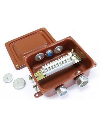 ККМА-10 У2 IP54 (zeta30372). Коробка клеммная металлическая с муфтами АТК для трубной электропроводки. ЗЭТА в Ярославле